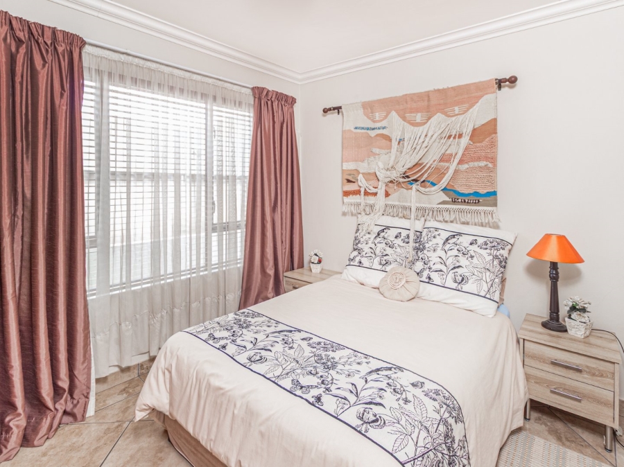 3 Bedroom Property for Sale in Melodie North West